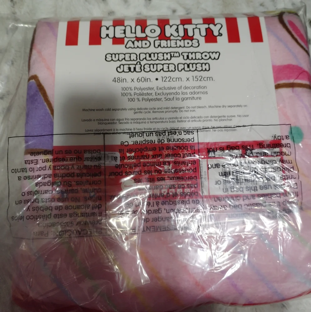 Hello Kitty And Friends Favorite Treats Throw Blanket